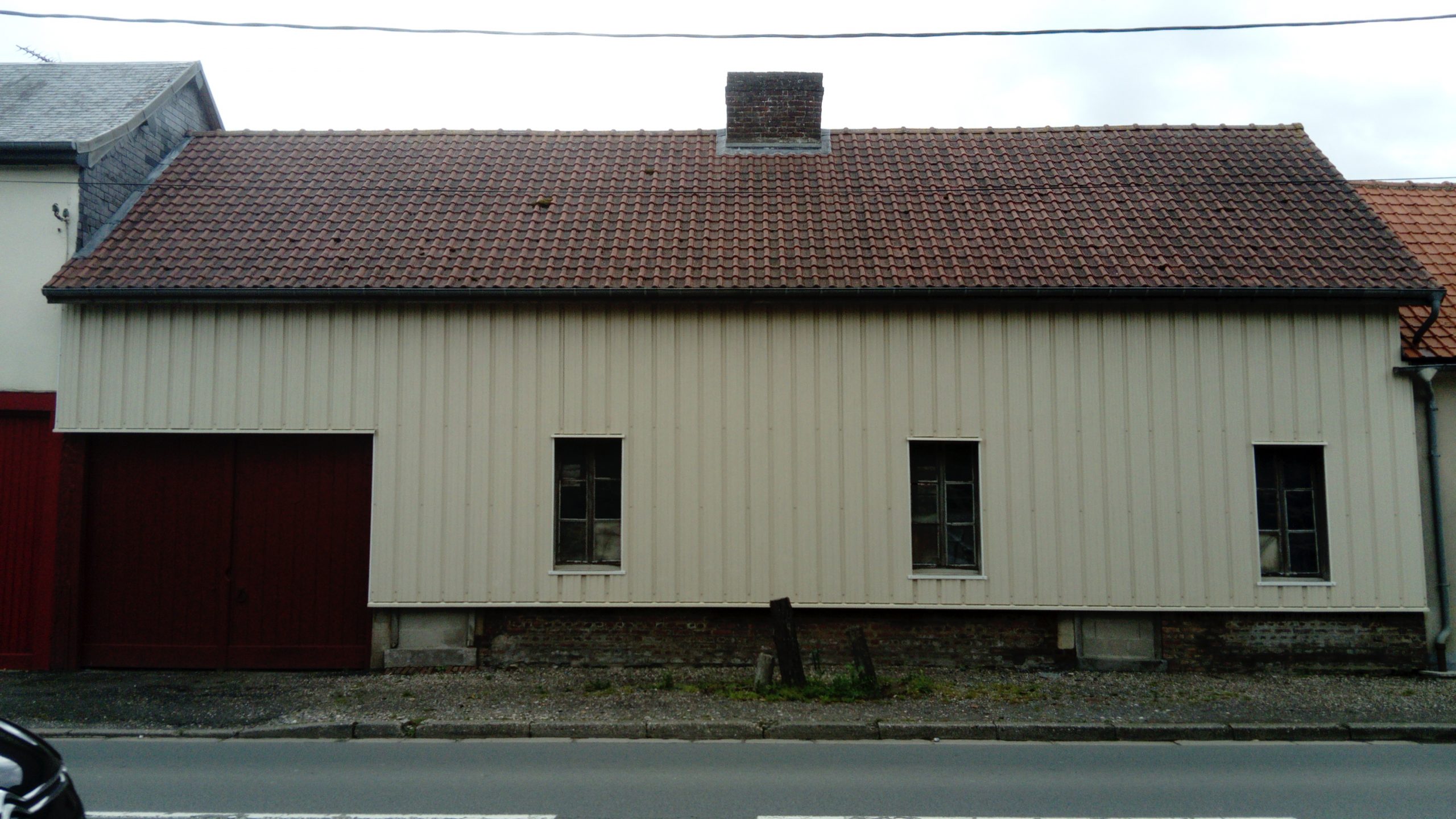 PROCHE AMIENS – TRANSFORMATION D’UNE ANCIENNE FERME EN 2 LOGEMENTS A USAGE LOCATTIF